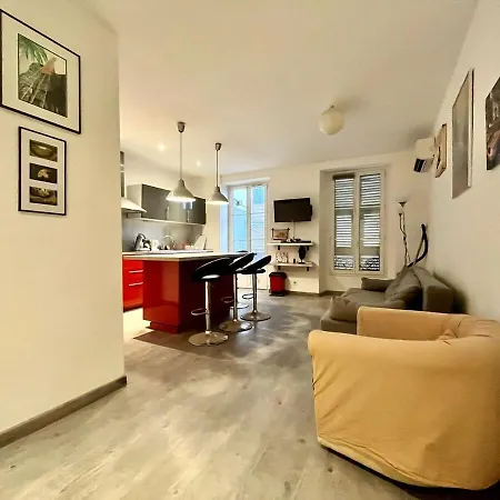 For 2 - Hyper Center Near Tram Apartament Nicea